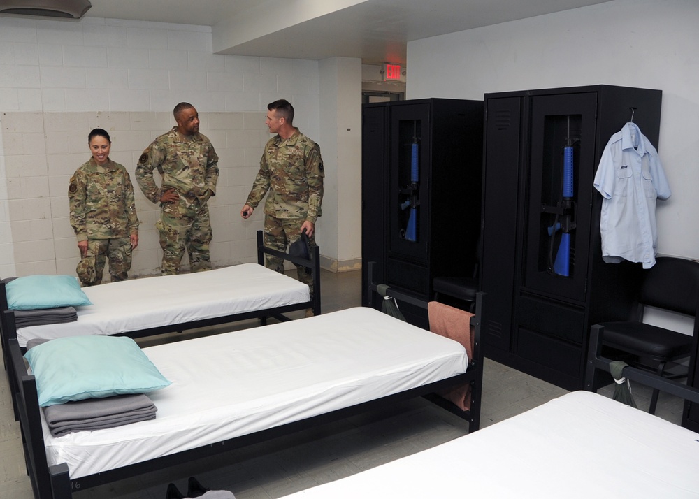 AFRC Command Chief visits 433rd TRS