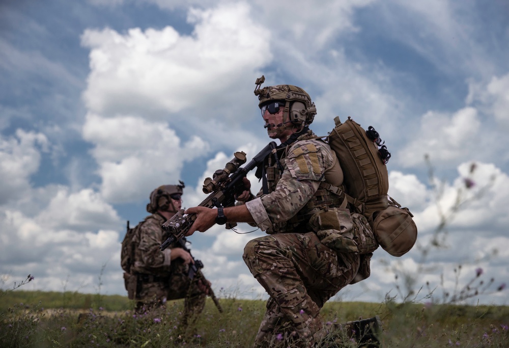 20th Special Forces Group Operators conduct aerial assault during Northern Strike