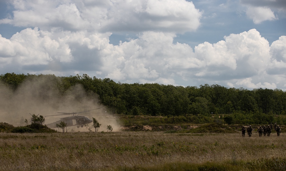 20th Special Forces Group Operators conduct aerial assault during Northern Strike