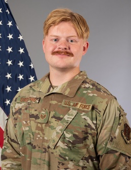 Utah Air National Guardsmen performed lifesaving actions on man who collapsed at local grocery store