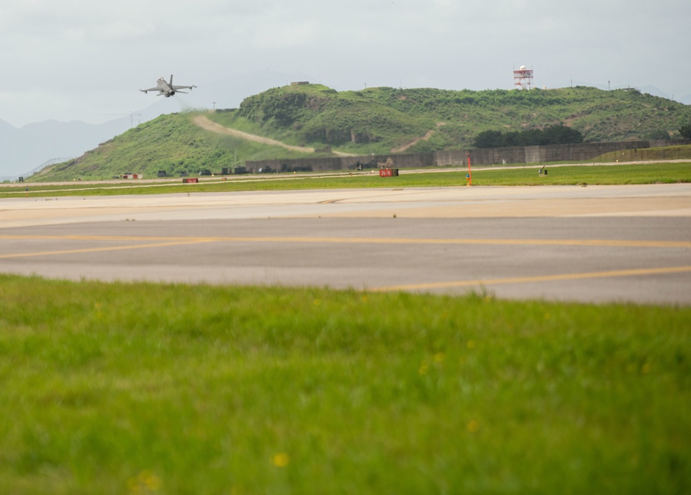 Wolf Pack hosts visit from 7th Air Force Leadership