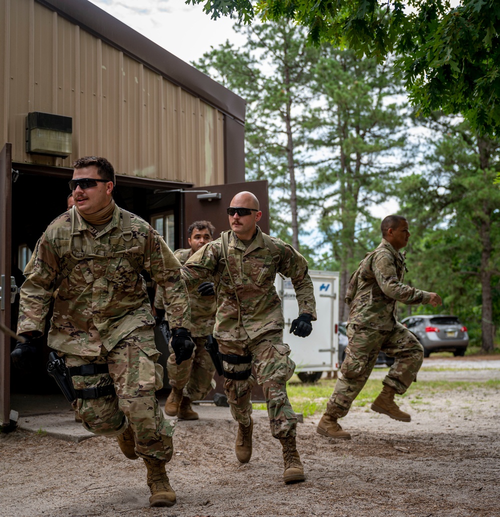 Fieldcraft Hostile: TCCC
