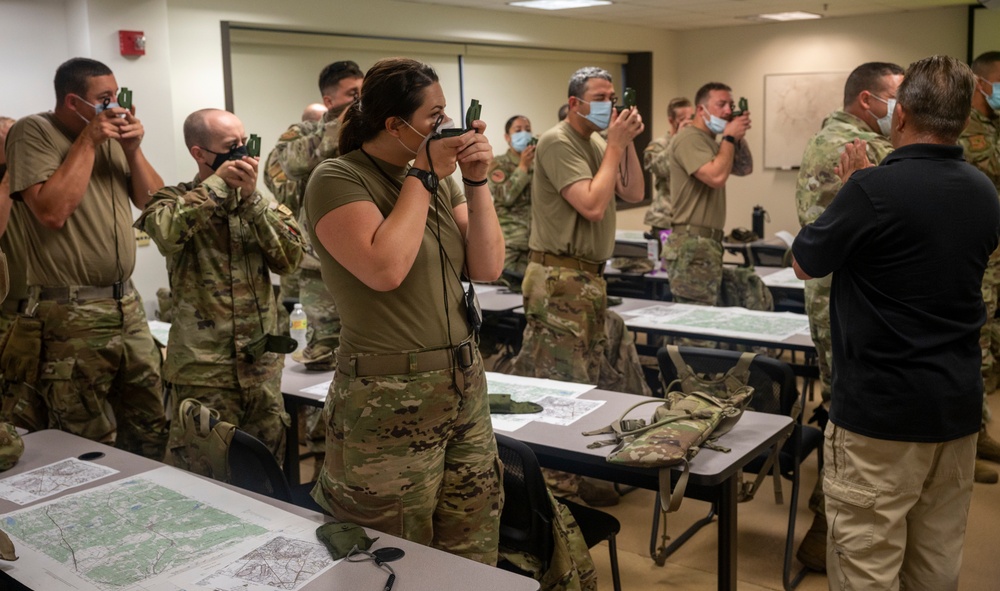 Fieldcraft Hostile: Land Navigation