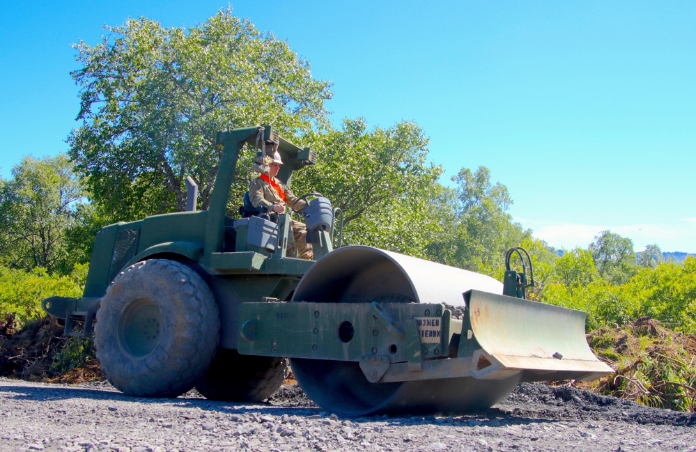 9th MSC Soldiers Build Roads and Community Relations