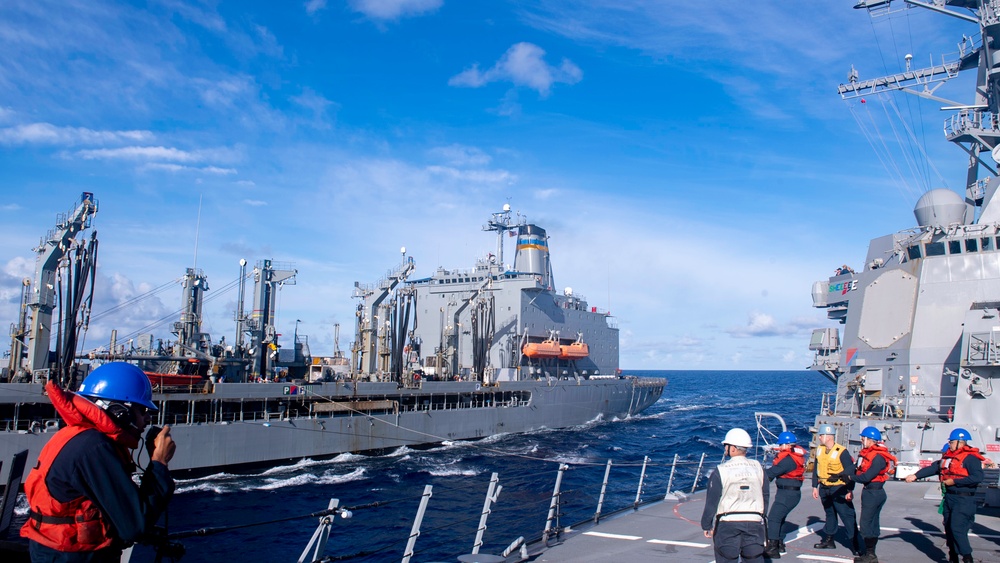 Spruance Conducts RAS with USNS Yukon