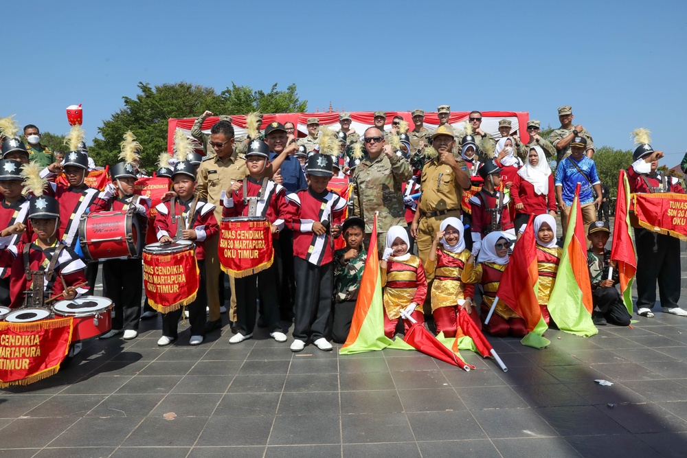 Super Garuda Shield: 25th Infantry Division Tropic Lightning Brass Band Performs for Community and Mayor