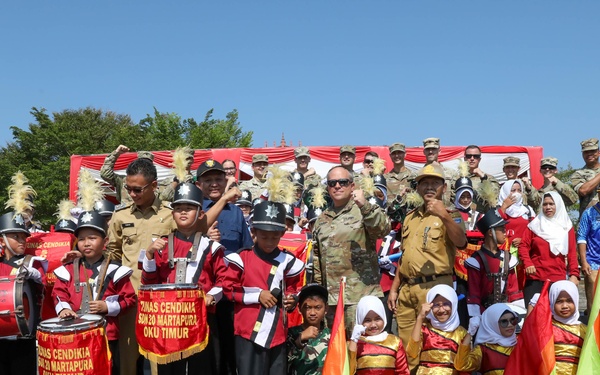 Super Garuda Shield: 25th Infantry Division Tropic Lightning Brass Band Performs for Community and Mayor