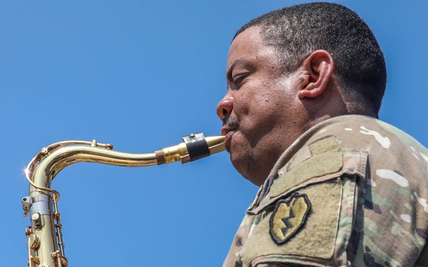 Super Garuda Shield: 25th Infantry Division Tropic Lightning Brass Band Performs for Community and Mayor