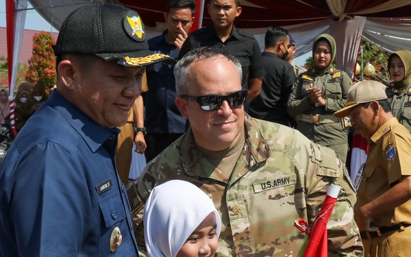 Super Garuda Shield: 25th Infantry Division Tropic Lightning Brass Band Performs for Community and Mayor