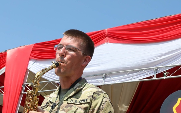 Super Garuda Shield: 25th Infantry Division Tropic Lightning Brass Band Performs for Community and Mayor