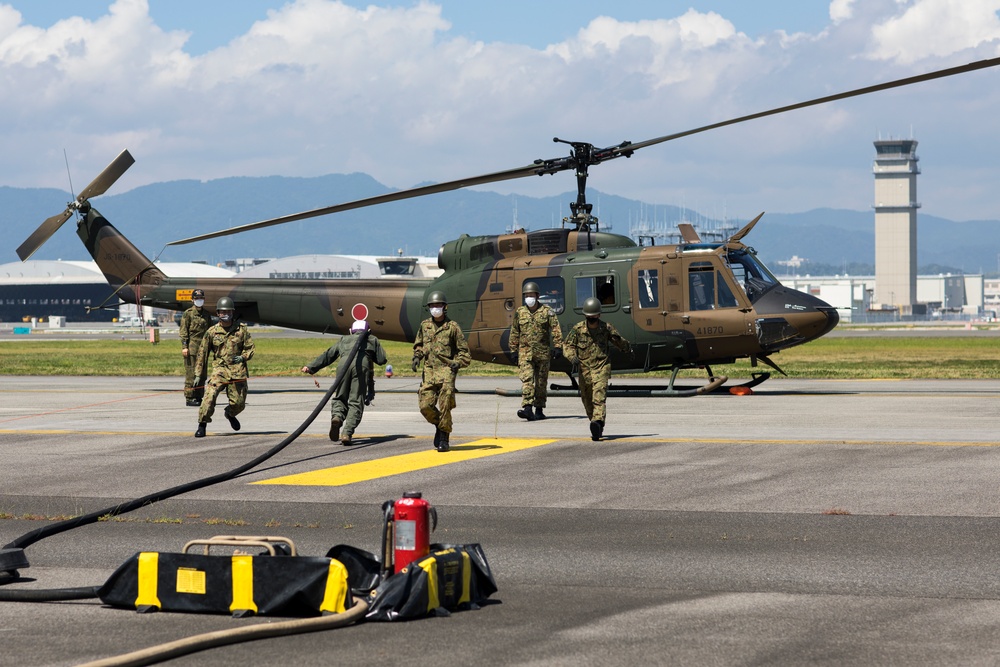 MWSS-171 and JGSDF conduct FARP operations