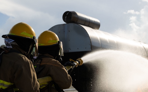 ARFF Training Fire