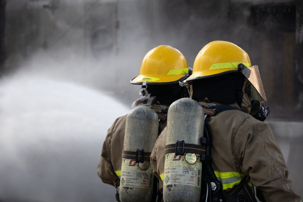 ARFF Training Fire