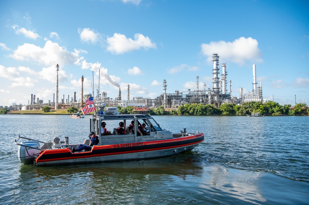 Coast Guard, partner agencies conduct law enforcement demonstration in Houston, Texas