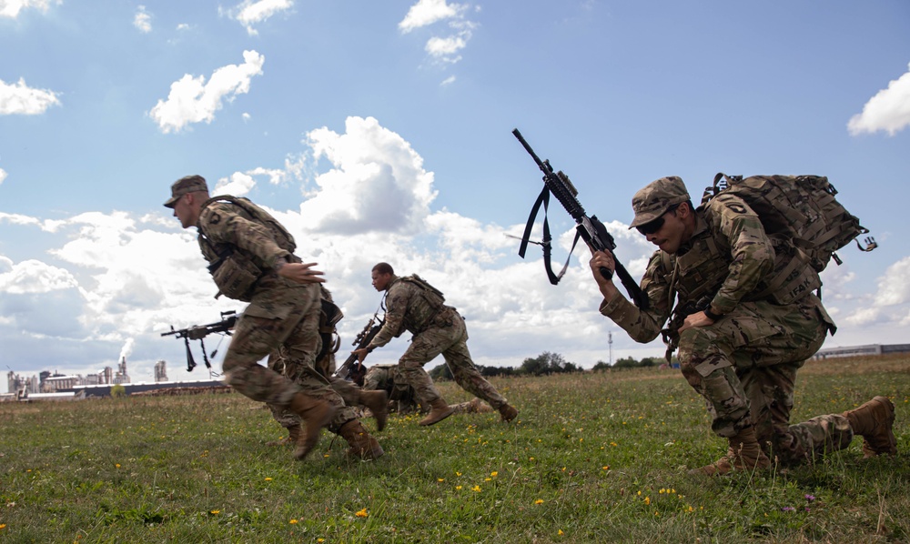 2-502nd Infantry Regiment Weapons Drills