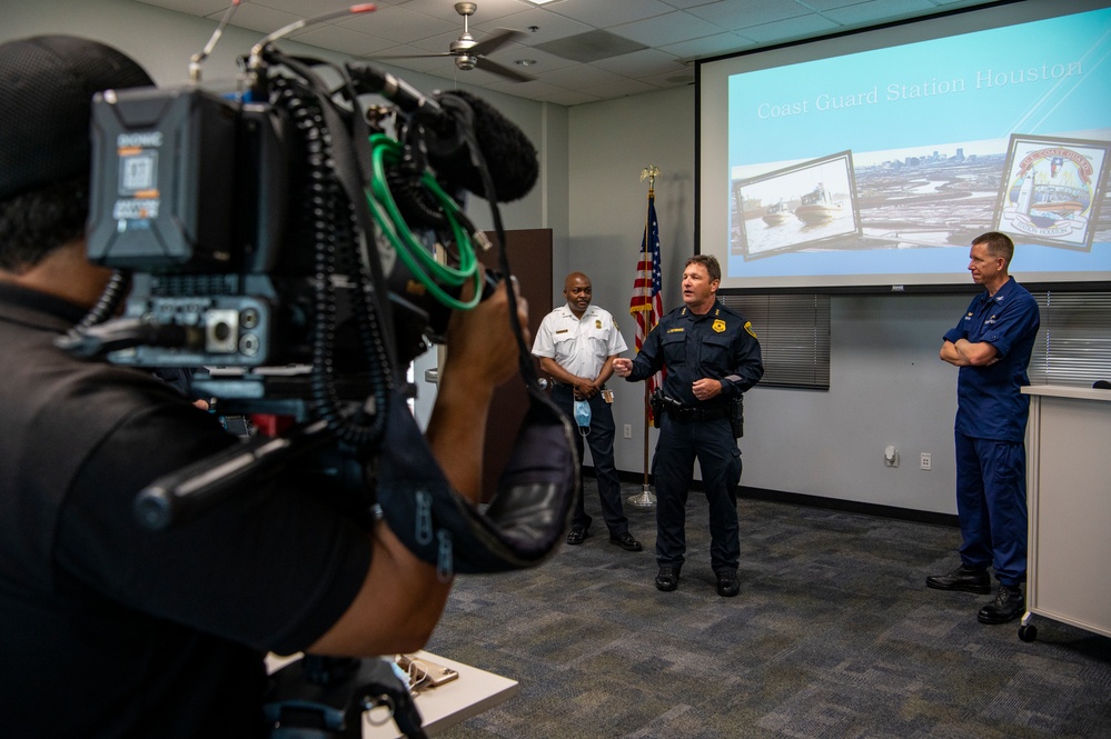 Coast Guard, partner agencies conduct law enforcement demonstration in Houston, Texas