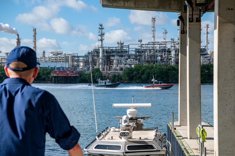 Coast Guard, partner agencies conduct law enforcement demonstration in Houston, Texas