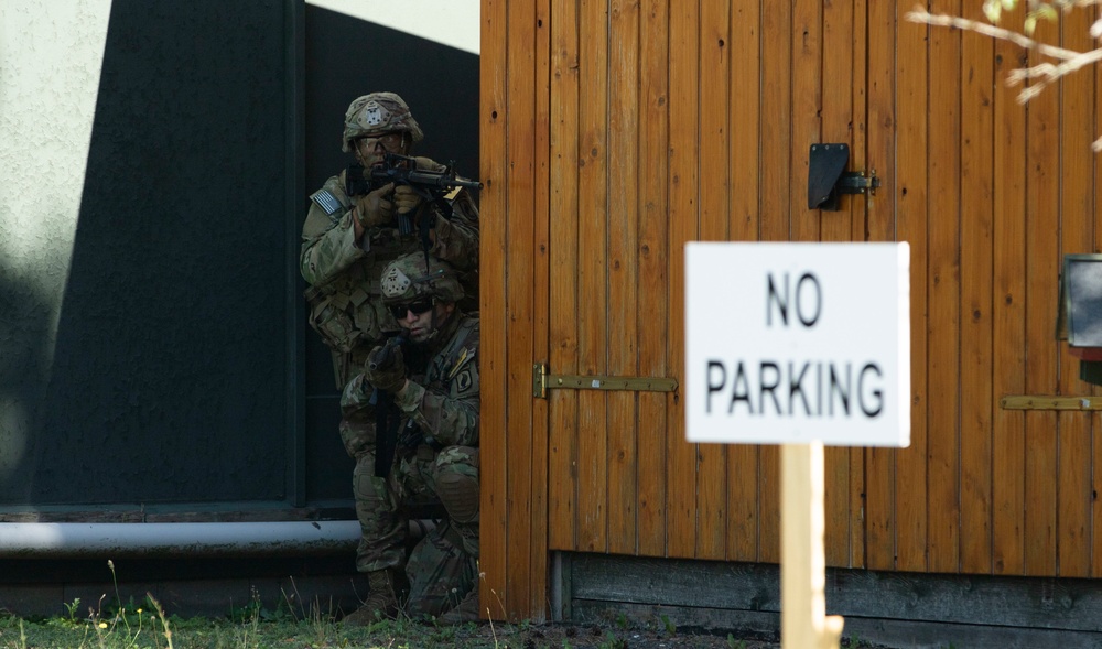 U.S. Soldiers Conduct Live Fire Ranges During Day Two of the 2022 U.S. Army Europe and Africa Best Squad Competition