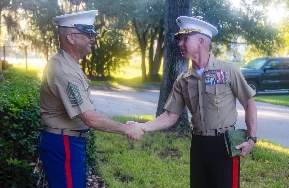 Assistant Commandant of the Marine Corps visits Recruiting Station Tampa