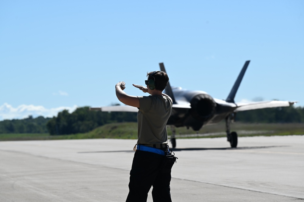 58th FS Gorillas take off during exercise Northern Lightning