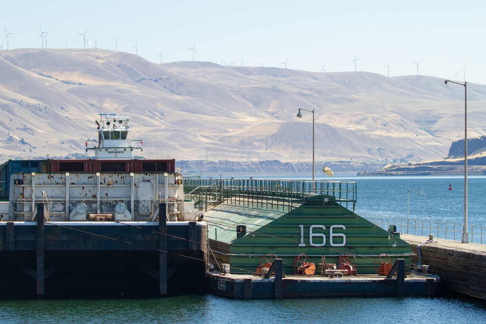 John Day Lock &amp; Dam, Aug. 3, 2022