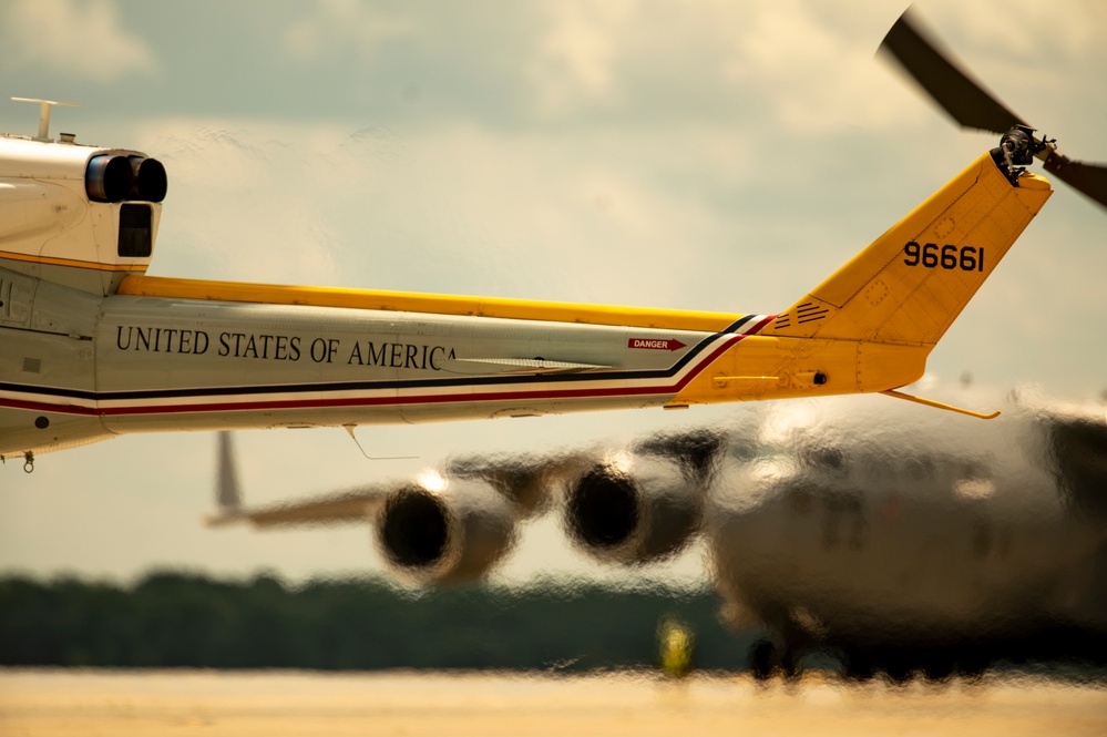 1st Helicopter Squadron Flies Over Washington, DC