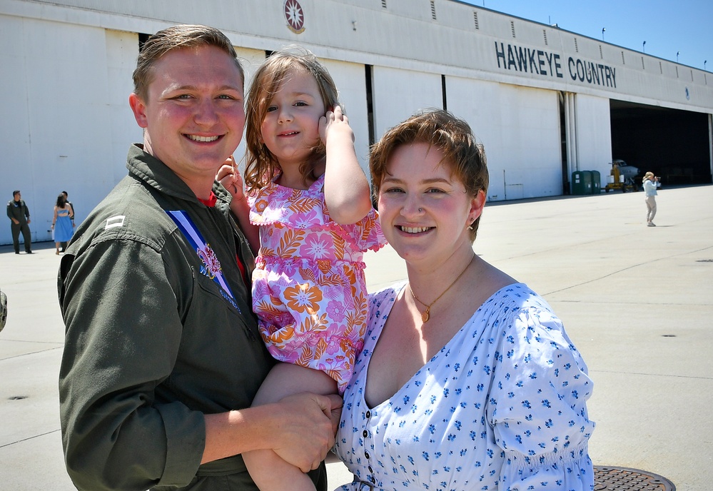 VAW-117 completes deployment, returns to Point Mugu