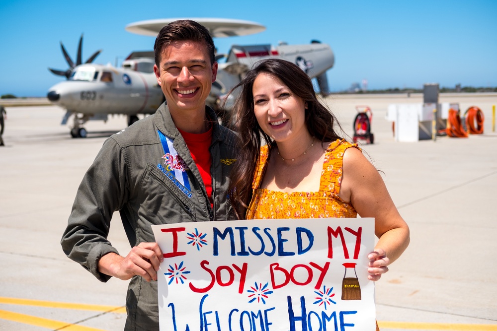 VAW-117 completes deployment, returns to Point Mugu