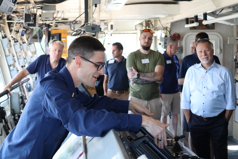 Coast Guard cutters help kick off 2022 Grand Haven Coast Guard Festival with ESGR event