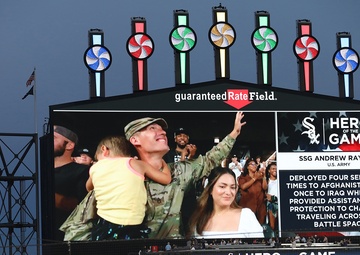 Soldier is honored in front of thousands at Chicago White Sox home game