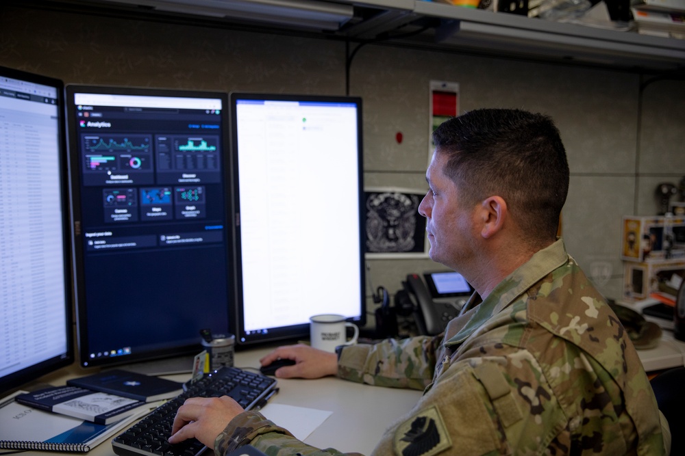 Oklahoma Guard's cyber team brings home Netwars win