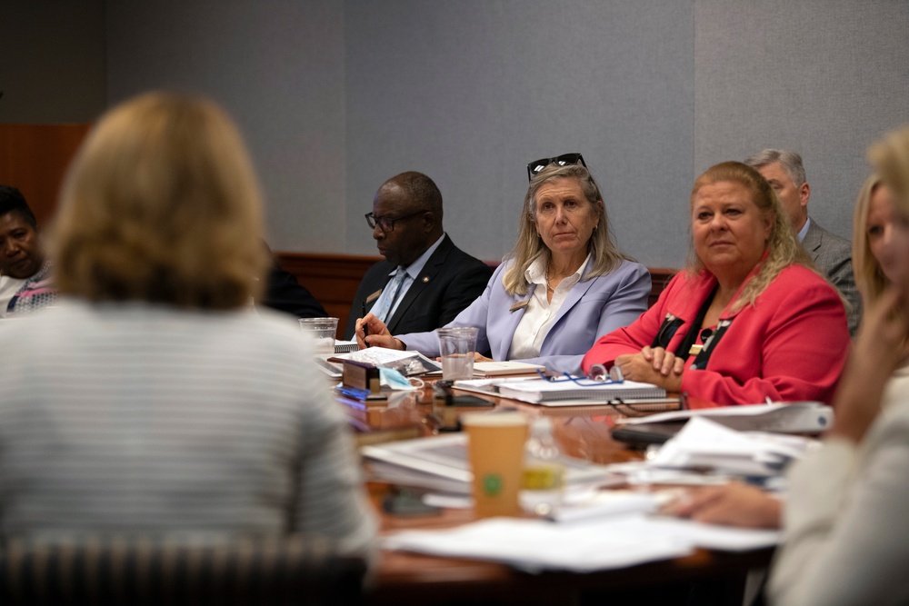 Deputy Secretary Hicks Hosts Defense Business Board