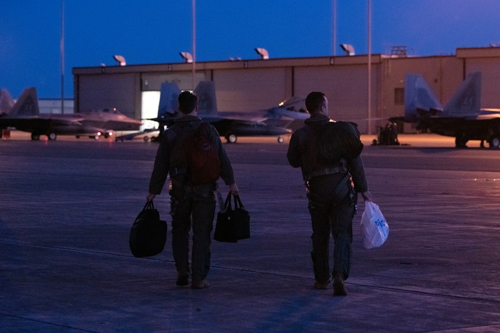 90th Fighter Squadron Deploys