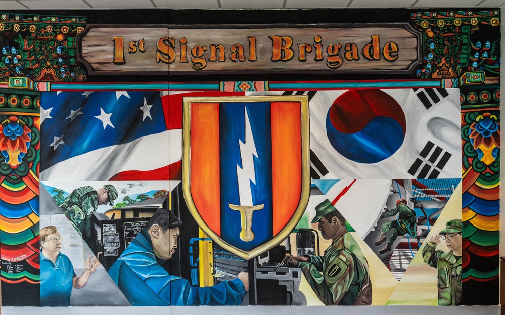 1st Signal Brigade Mural