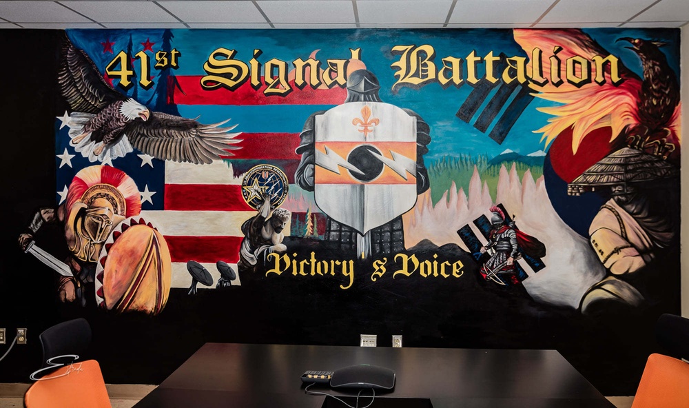 41st Signal Battalion Mural