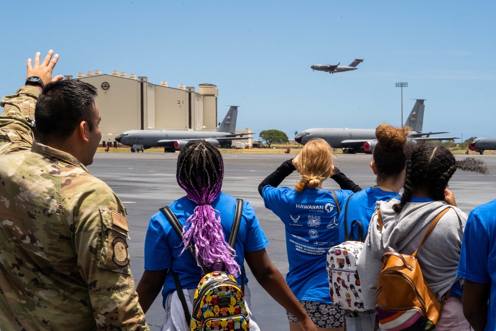 OBAP’s ACE academy visits the 15th Wing
