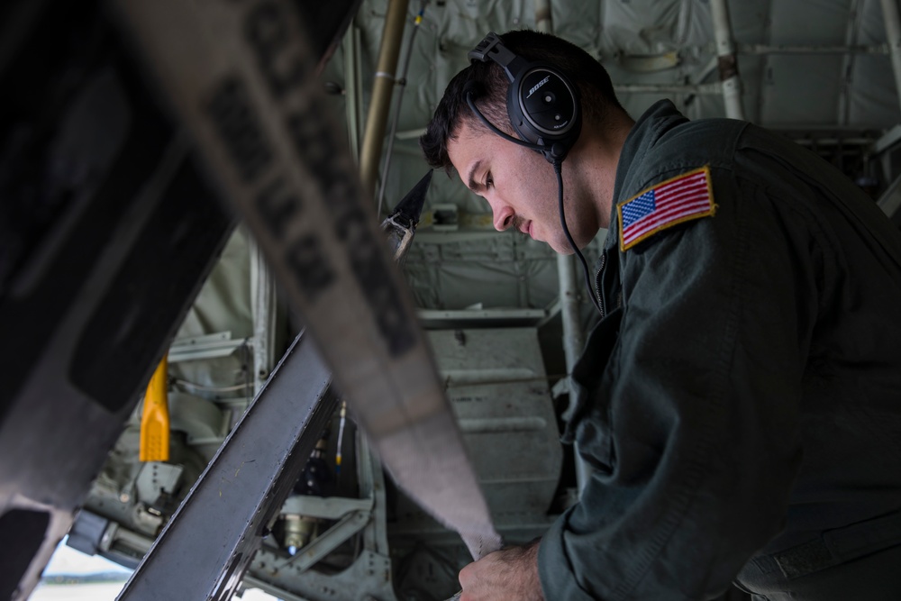U.S. Marines with MWSS-171 and VMGR-152 conclude FARP operations in Iwo Jima
