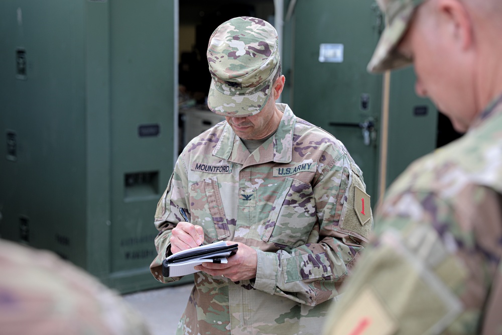 Deputy commanding officer for maneuver of 1ID visits US Soldiers at Skwierzyna, Poland