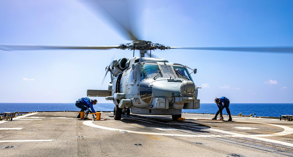 USS Chancellorsville Conducts Flight Ops