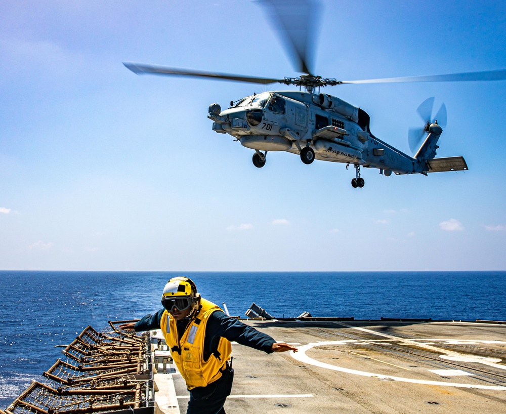 USS Chancellorsville Conducts Flight Ops