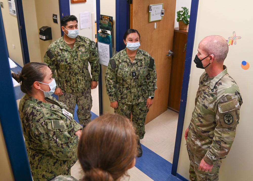 Brig. Gen. Murray Visits NMRTC Sigonella