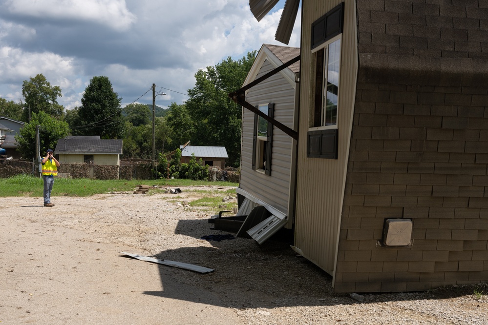 USACE engineers assess debris in counties impacted by eastern Kentucky flooding