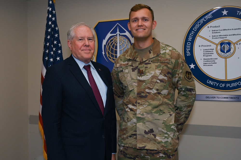 SecAF recognizes C3I&amp;N officer