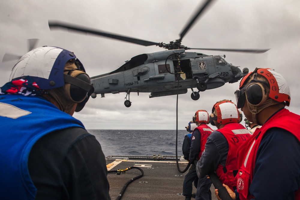 USS Paul Ignatius (DDG 117) Conducts Helicopter In-Flight Refueling