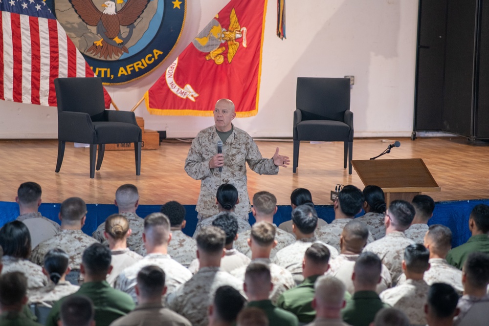 Commandant of the Marine Corps visits Camp Lemonnier