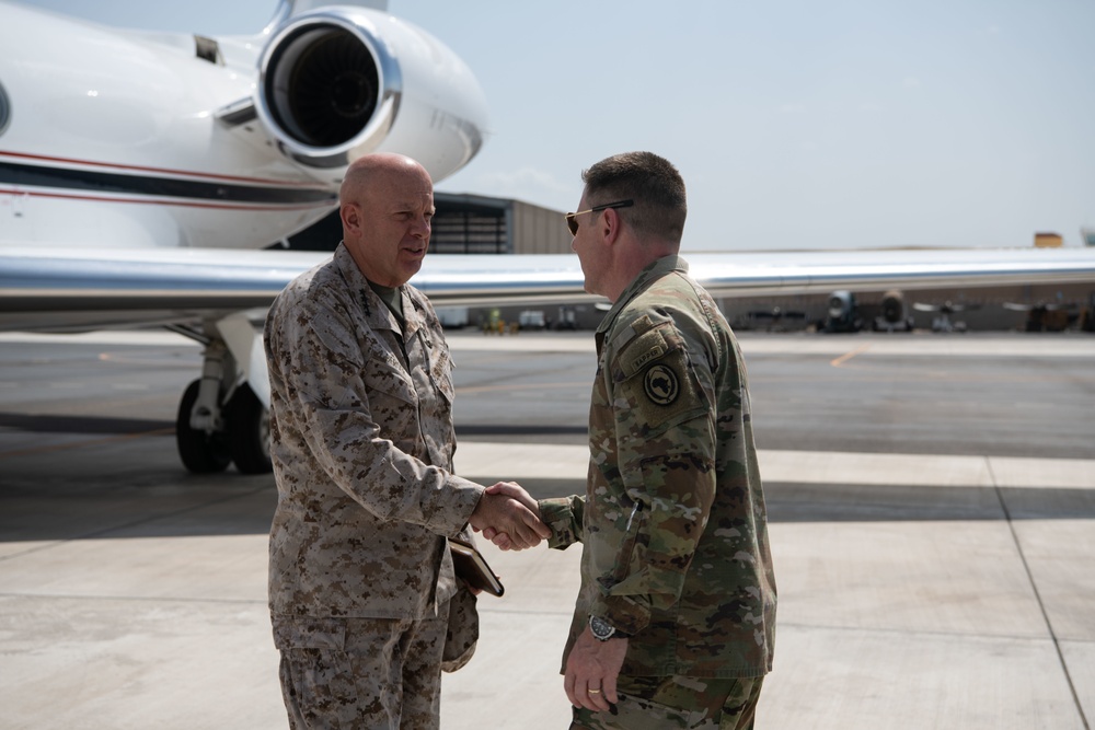 Commandant of the Marine Corps visits Camp Lemonnier