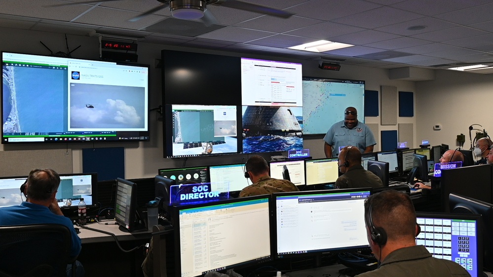 1AF's Detachment 3 integrates Air Force Pararescue, Navy Seahawk crews and swimmers for Human Space Flight Support missions