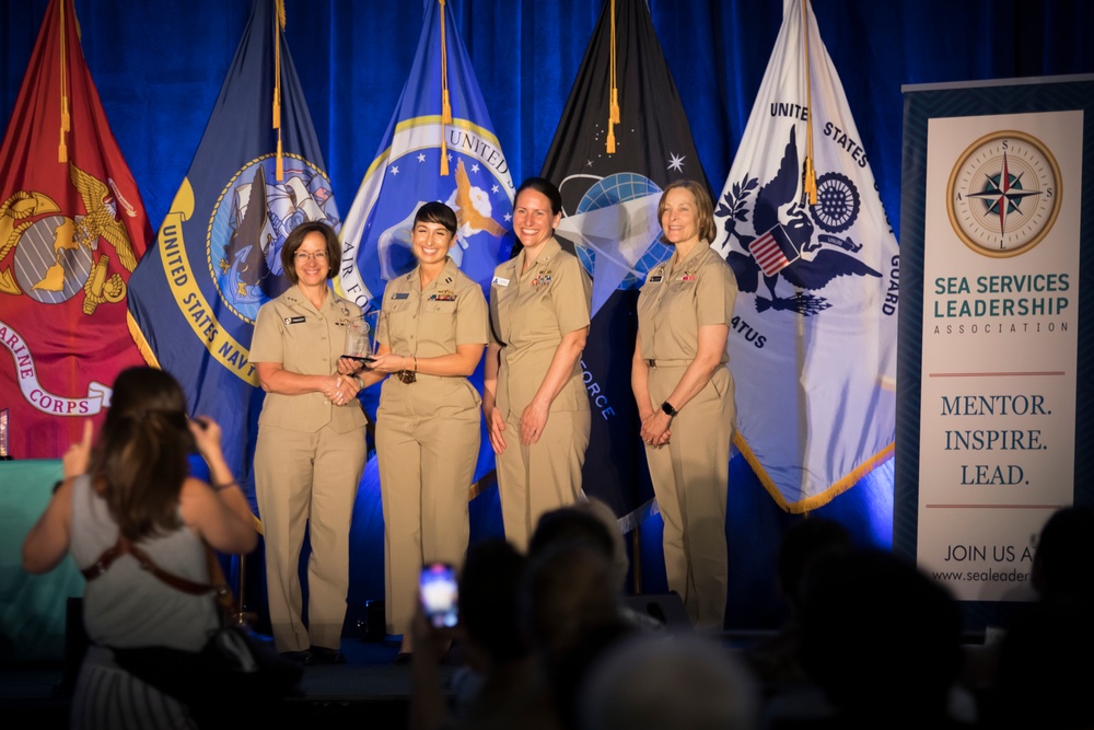 Capt. Joy Bright Hancock and Master Chief Anna Der-Vartanian Award Recipients at JWLS 2022