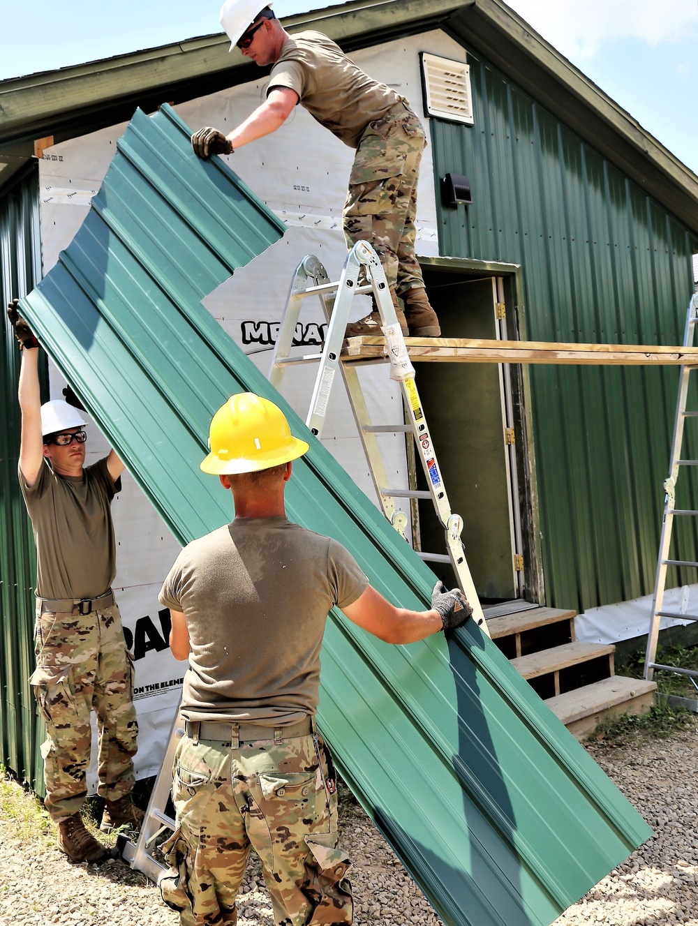 389th Engineer Company Soldiers hone skills supporting troop project at Fort McCoy