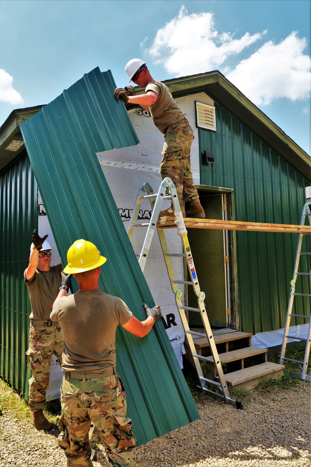 389th Engineer Company Soldiers hone skills supporting troop project at Fort McCoy